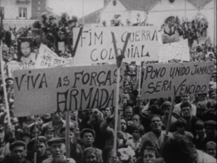 PORTUGAL, 25 AVRIL 1974 - Jacques COMETS - 1974 - Catalogue d'exploitation - Ciné-Archives - Cinémathèque du parti communiste français - Mouvement ouvrier et démocratique