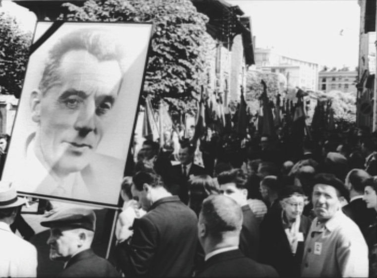 OBSEQUES NATIONALES DE PAUL LANGEVIN (1946) ET DE FREDERIC JOLIOT-CURIE  (1958) - ANONYME - 1946 - Catalogue complet - plus de 900 films en ligne |  Ciné-Archives, fonds audiovisuel du PCF et du mouvement ouvrier